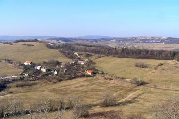 výhled k severu - na horizontu Sněžník (© Václav Čermák 03/2005)