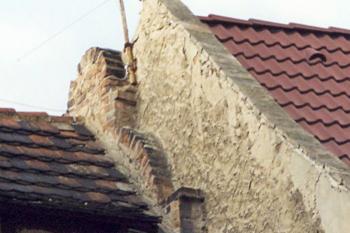 renesanční domek ve dvoře (© Karel Husák, 09/2000)