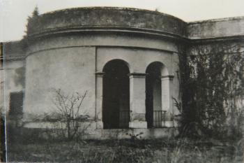 Fotka z nástěnky před rokem 1956 (© Petr Nožička 12/2008)