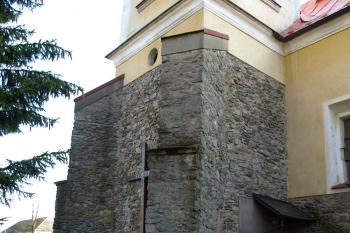 opěráky věže ( © Milan Caha 10/2008)