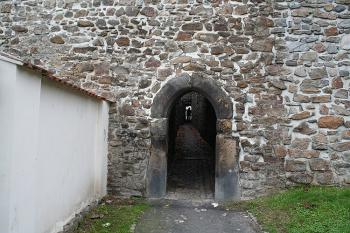 Katovská fortna od východu ( © Ivan Grisa 10/2007)
