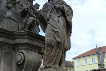 Morový sloup Nejsvětější Trojice ( © František Kinař 05/2017)