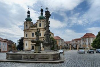 Kašna se sochou sv. Floriana ( © František Kinař 05/2017)