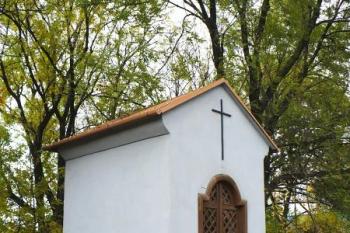 jižní strana kaple ( © Jan P. Štěpánek 11/2008)