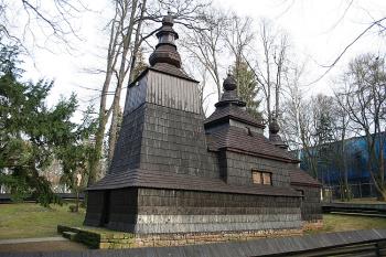 Kostel od jihu (© Ivan Grisa, 12/2008)