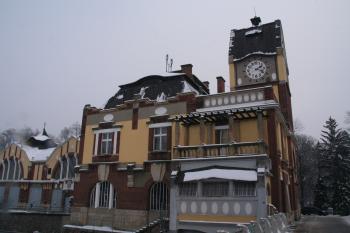 Vodní elektrárna od západu ( © Ivan Grisa 01/2009)