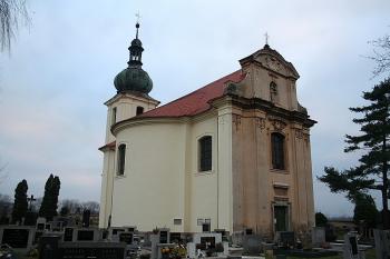 Kostel od jihovýchodu (© Ivan Grisa, 12/2008)