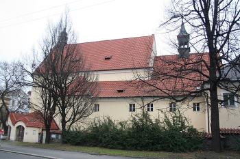 Kapucínský klášter od západu (© Ivan Grisa, 12/2008)