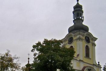Kostel sv. Víta v Častolovicích ( © Pavel Vítek 09/2008)