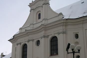 Středový risalit západního (hlavního) průčelí (© Ivan Grisa, 02/2005)
