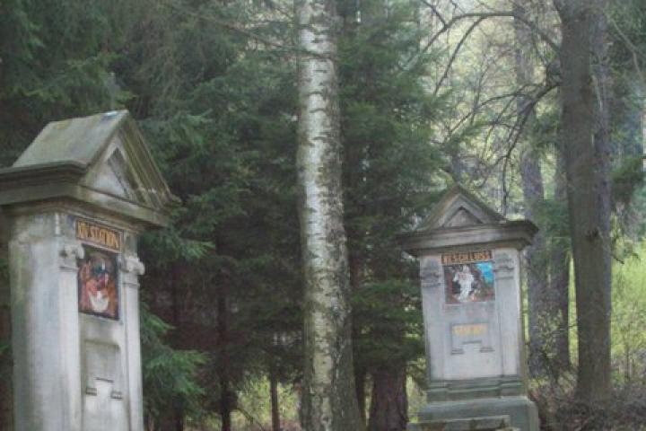 křížová cesta u kaple sv. Anny