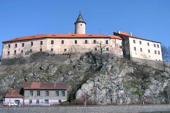 Pohled přes řeku ( © Luděk Pitter 03/2005)