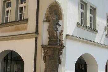 Socha sv. Vavřince (© Jiří Špaček, 05/2016)