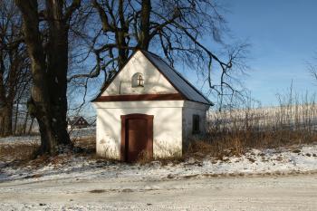 kaple od jihu ( © Milan Caha 01/2009)