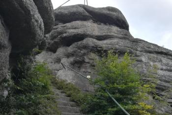 Schody na Trniště (© Simona Kidlesová 08/2020)