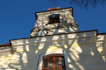 západní průčelí ( © Milan Caha 01/2009)