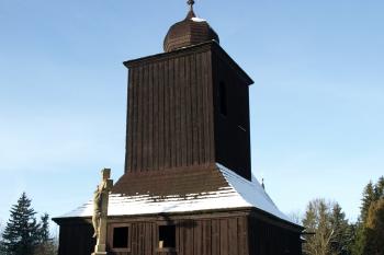 zvonice od jihovýchodu ( © Milan Caha 01/2009)