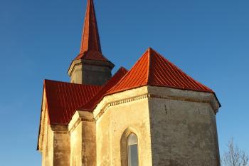 kaple sv. Anny od jihovýchodu ( © Milan Caha 01/2009)