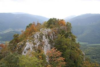 Skála Cigánka v jihovýchodní části hradu (© Ivan Grisa, 09/2006)
