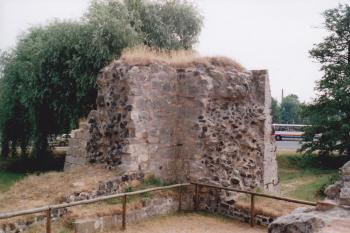 Jižní nárožní pilíř (© Lukáš Pechánek, 07/2006)