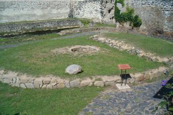 Hrad Lipý (© Hynek Slezák, 08/2008)