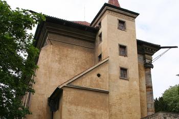 Východní průčelí ( © Ivan Grisa 05/2009)