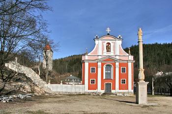 Kostel sv. Martina ( © Luděk Pitter 03/2007)