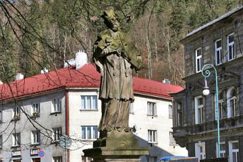 Socha sv. J. Nepomuckého ( © Luděk Pitter 03/2007)