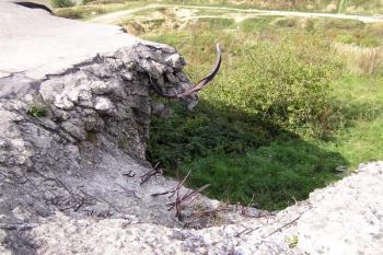 prostor po vytrženém severním zvonu ( © Jan P. Štěpánek 09/2006)