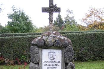 náhrobek Jana Nepomuka Comes Wencerského de Montelabate (1827-1890) ( © Jan P. Štěpánek 10/2007)