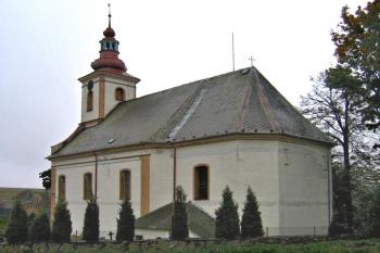 Kostel Nejsvětější Trojice v Nové Lublici ( © Pavel Vítek 10/2008)