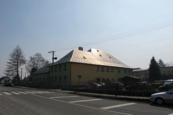 Sz.nároží zámku ( © Dušan Dohňanský 04/2019)
