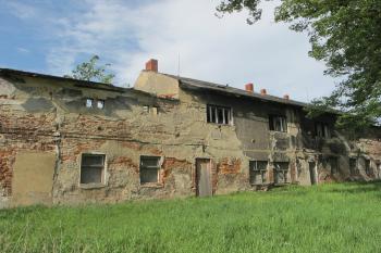 jižní strana st.zámku (© D Dohňanský, 05/2018)