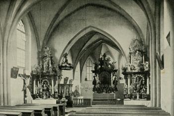 pohled do lodi a kněžiště na počátku 20. století ( © Jaroslav Kamper, Zdeněk Wirth: Soupis památek historických a uměleckých v Království Českém, sv. 30 Politický okres stříbrský, Archaelogická komise při České akademii císaře Františka Josefa pro vědy, slovesnost a umění, Praha 1908)