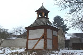 zvonička v Hradečnu ( © Milan Caha 01/2009)