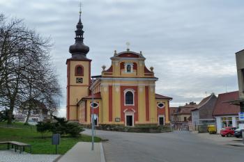 Kostel svaté Anny ve Verneřicích (© František Kinař, 04/2015)