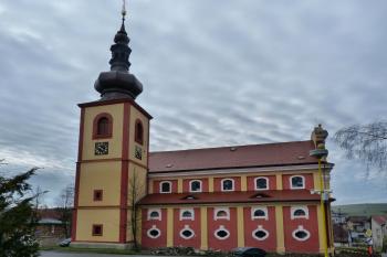 Kostel svaté Anny ve Verneřicích (© František Kinař, 04/2015)