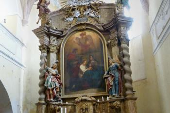 Kostel svaté Anny ve Verneřicích - Hlavní pseudobarokní oltář.  (© František Kinař, 04/2015)