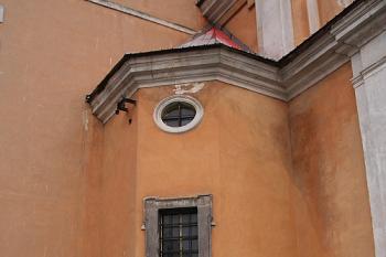 Schodišťová vížka u západního průčelí (© Ivan Grisa, 01/2009)