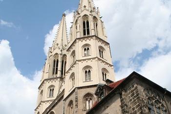 Západní průčelí ( © Ivan Grisa 06/2008)