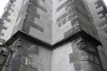 vnější výzdoba kostela (© Karel Husák, 08/2006)