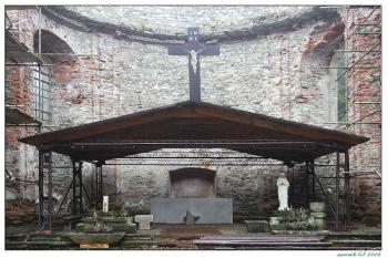 Neratov - kostel Nanebevzetí P.Marie (© Alexander Štorek 11/2003)
