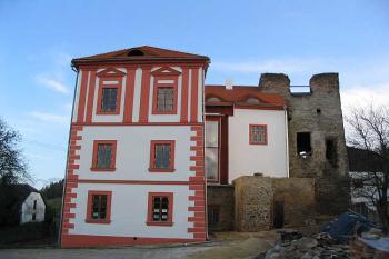 Dobrš (© mystik, 4/2003)