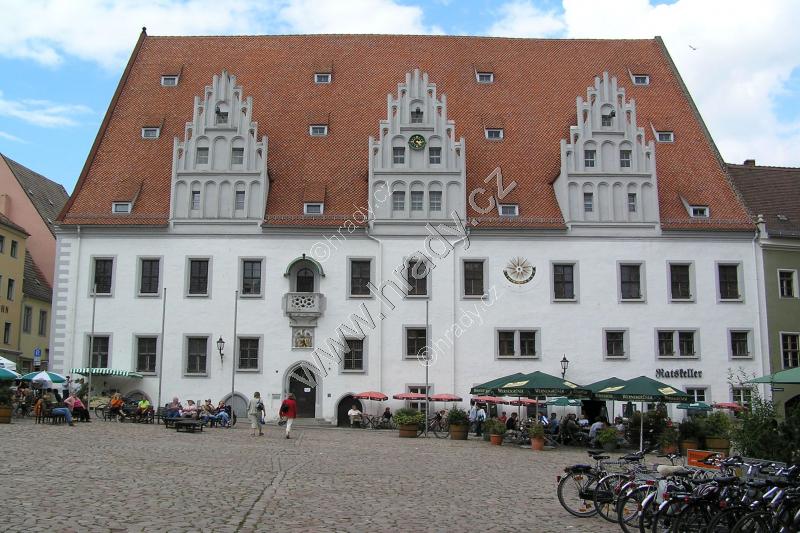 radnice (Rathaus) radnice (Rathaus)