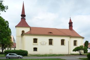 kostel sv. Šimona a Judy (© František Kinař, 05/2012)