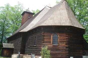 pohled přes presbytář (© Jaromír Schoffer, 05/2010)