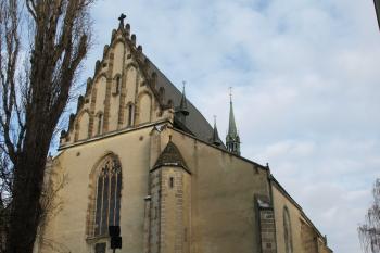 západní průčelí ( © Milan Caha 02/2009)
