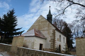 kostel od jihozápadu ( © Milan Caha 02/2009)