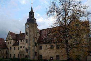 Dvorní průčelí Hejtmanství (© Ivan Grisa, 10/2006)