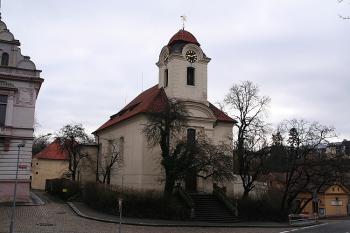 Kostel od severozápadu (© Ivan Grisa, 03/2009)